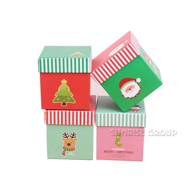 مربع صغير هدية مربع ورقة الطباعة عشية عيد الميلاد أبل