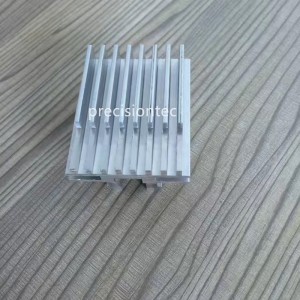 تكنولوجيا الآلات الدقيقة