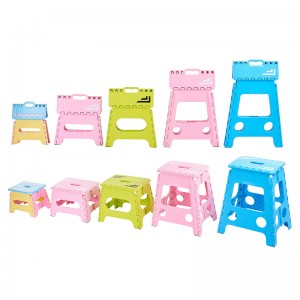 خطوة خفيفة قابلة للطي من البلاستيك البراز البراز لالبترون والمطبخ والتنزه