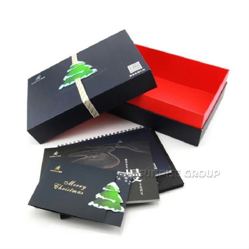 الصين مصنع مباشرة بالجملة شعار مخصص مطبوعة ورقة هدية عيد الميلاد مربع