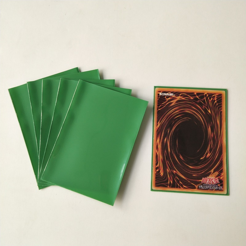 اللون الأخضر ماتي سطح الحرس الأكمام للحصول على بطاقة الألعاب اليابانية الحجم 60x87mm