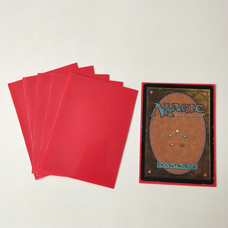 66x91mm الصلبة الأحمر معيار الحجم MTG / بوكيمون حماة بطاقة الألعاب سطح السفينة