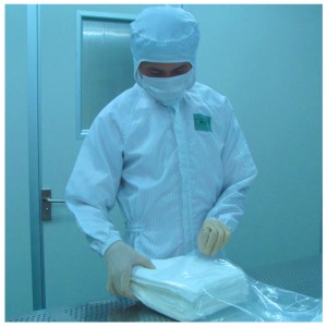 تقدم شركة TOWER للملابس خدمة تخصيص ملابس مضادة للساكنة