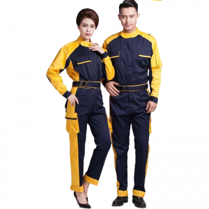 عدة عناصر رئيسية من ملابس العمل المخصصة