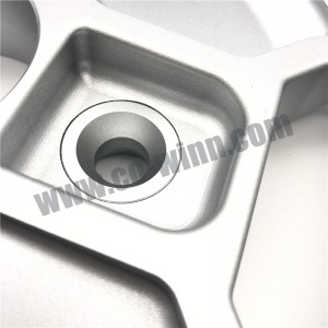 تخصيص تزوير \/ التصنيع باستخدام الحاسب الآلي الألومنيوم حافة العجلة مركز قطع غيار السيارات قطع غيار ما بعد البيع