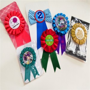 شارة معدنية عالية الجودة مخصصة للملابس شارة دبوس طية صدر السترة