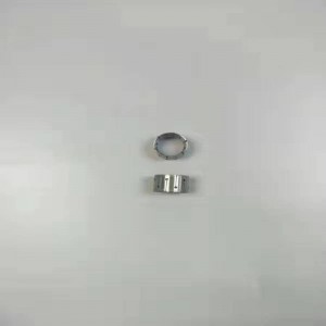 قطع الفولاذ المقاوم للصدأ