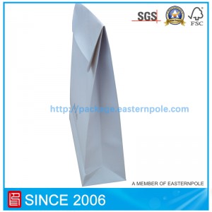 حقيبة العلامة التجارية الشهيرة بوس