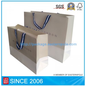 كيس ورق الكرافت الأبيض للملابس