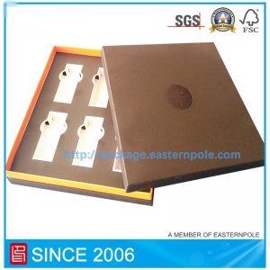 مربع ورقة مستحضرات التجميل المصنوعة يدويا مع إدراج من الورق المقوى