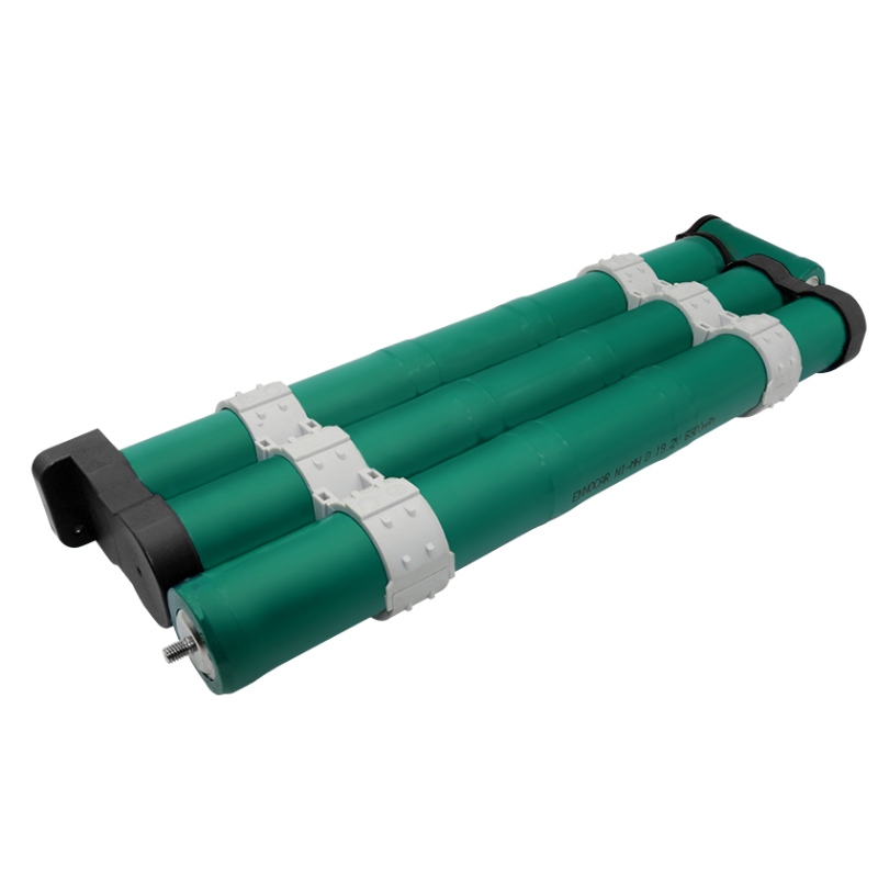 تطبيق امدادات الطاقة UPS على نظام امدادات الطاقة على الطرق السريعة