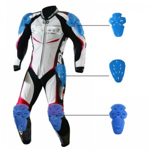 يرصد ACF رغوة في هيئة واقية خاصة لحماية جسم الإنسان. (ACF)