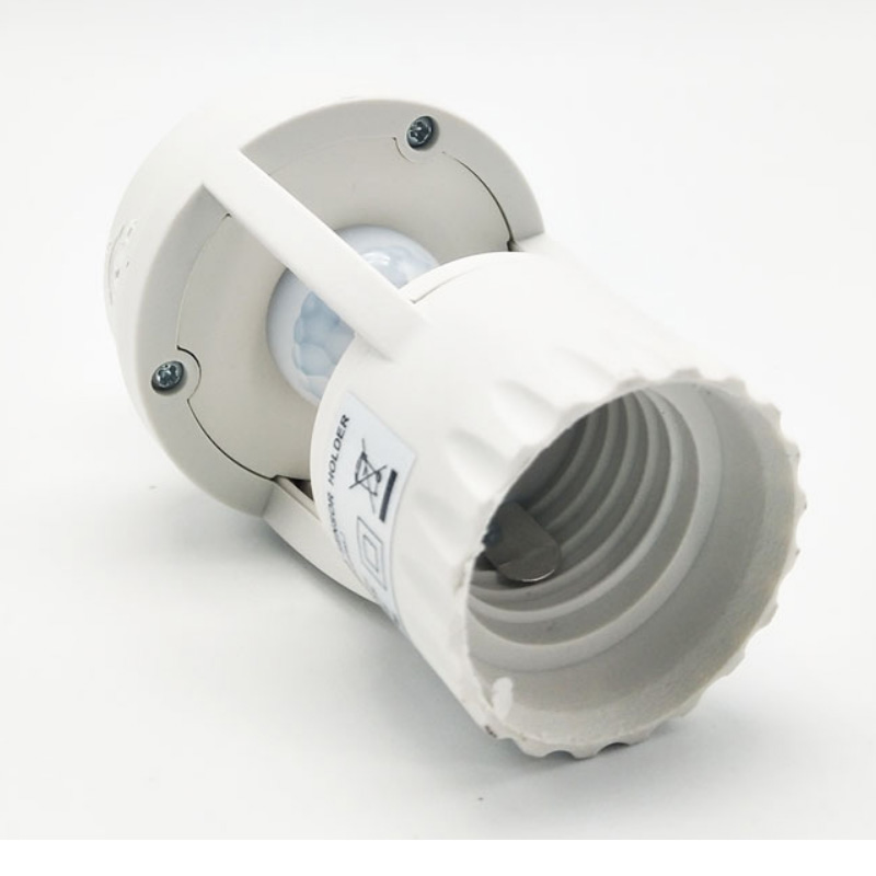 P32 PIR Motion E26 / E27 برغي لمبة محول المقبس