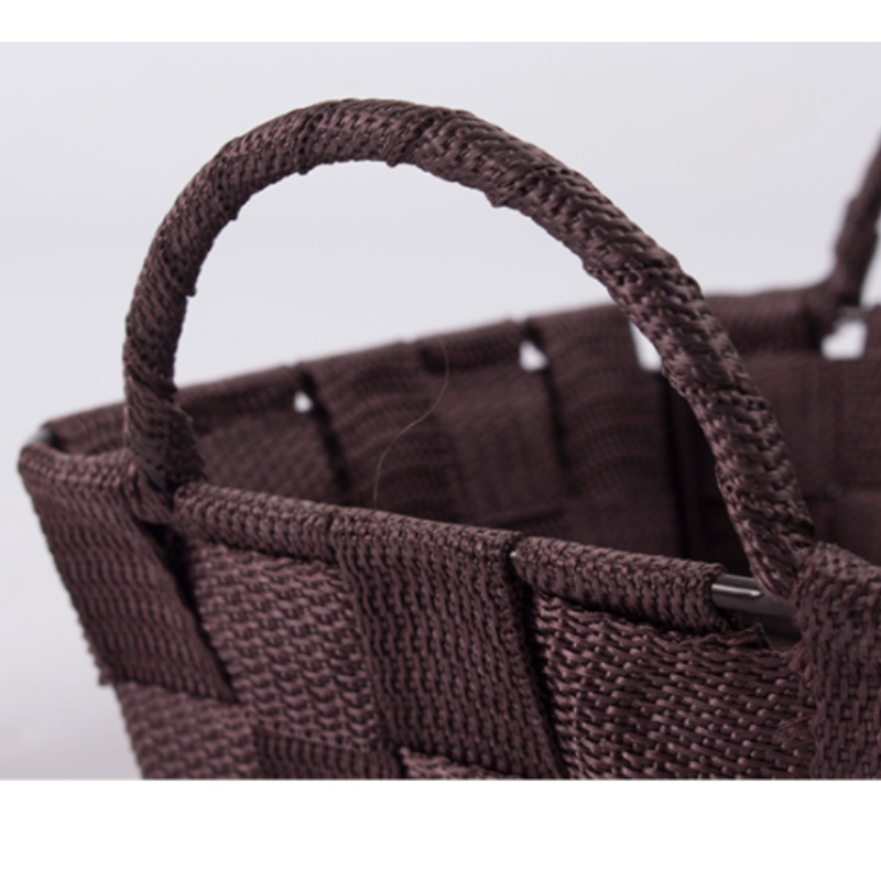 سلة مصنوعة من قماش البولي بروبيلين