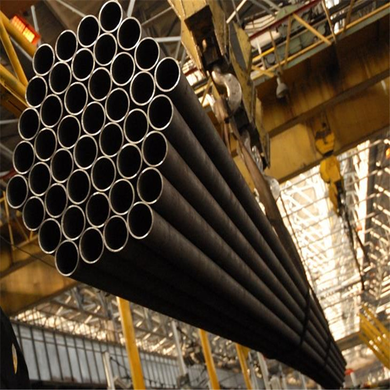 كيف ارتفاع ضغط اسطوانة غاز مصنوعة من ألياف الكربون المركبة ؟