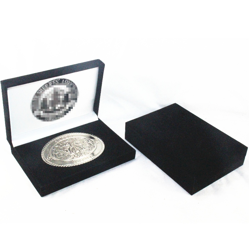 البند V-15H صندوق فلانيلت مستطيل لـ 130 * 80 مم عملات متعددة وشارات وميداليات وأزرار أكمام ، إلخ. 158 * 112 * 36 ، الوزن حوالي 170 جرام