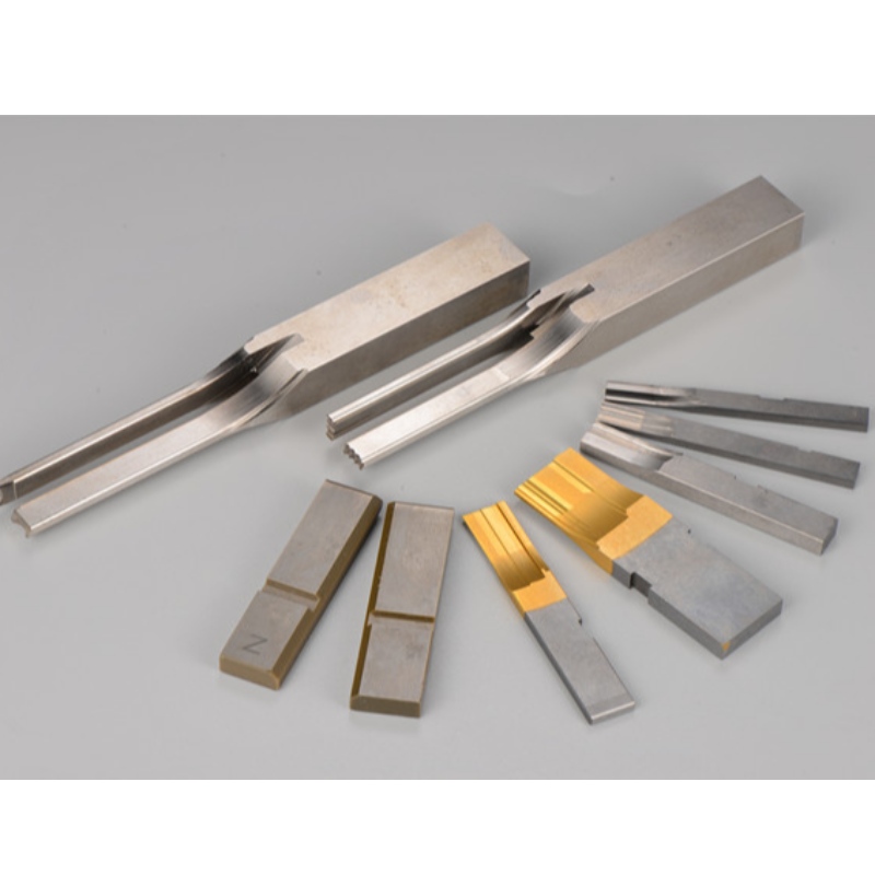 تعكس شرارات الأداء والميزات