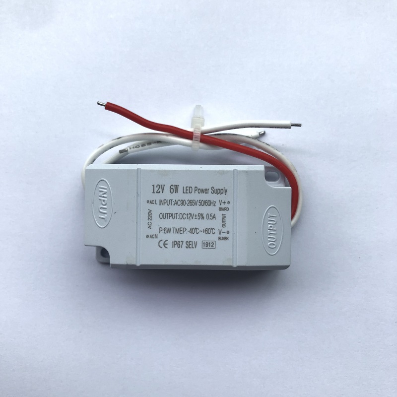 6W 12V مقاوم للماء قذيفة من البلاستيك التبديل امدادات الطاقة منخفضة الطاقة ينظم سائق LED بلاستيك مقاوم للماء
