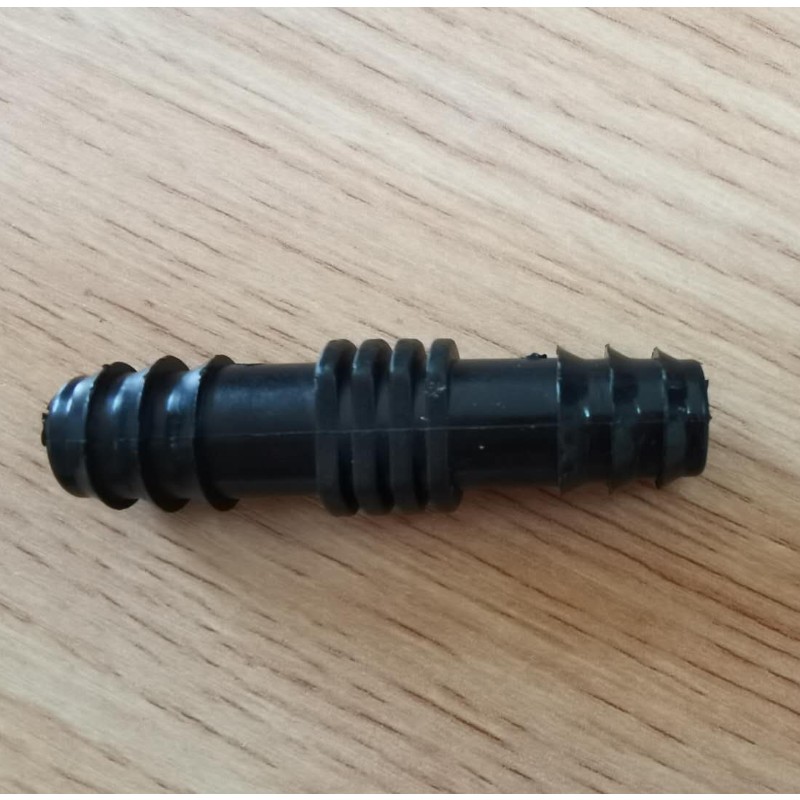 اتصال أقحم لأنابيب التنقيط PE