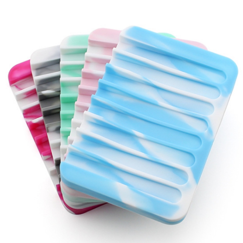 رف صابون مربع متعدد الألوان بالتنقيط