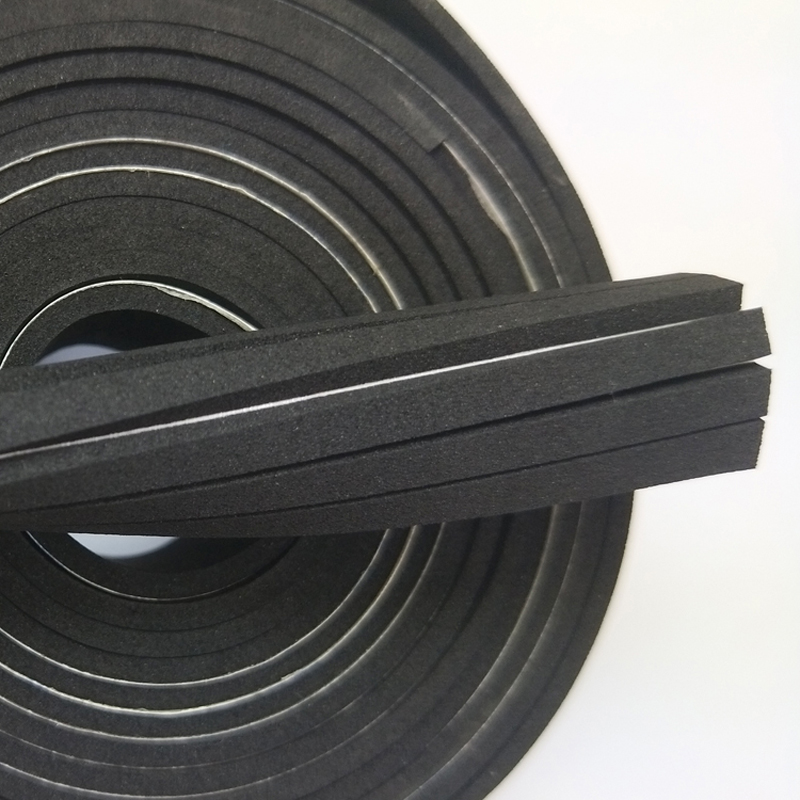 يزود المصنع رغوة EPDM السوداء ، رغوة لاصقة مثبطة للهب ، يمكن قطع الرغوة الممتصة للصدمات والختم