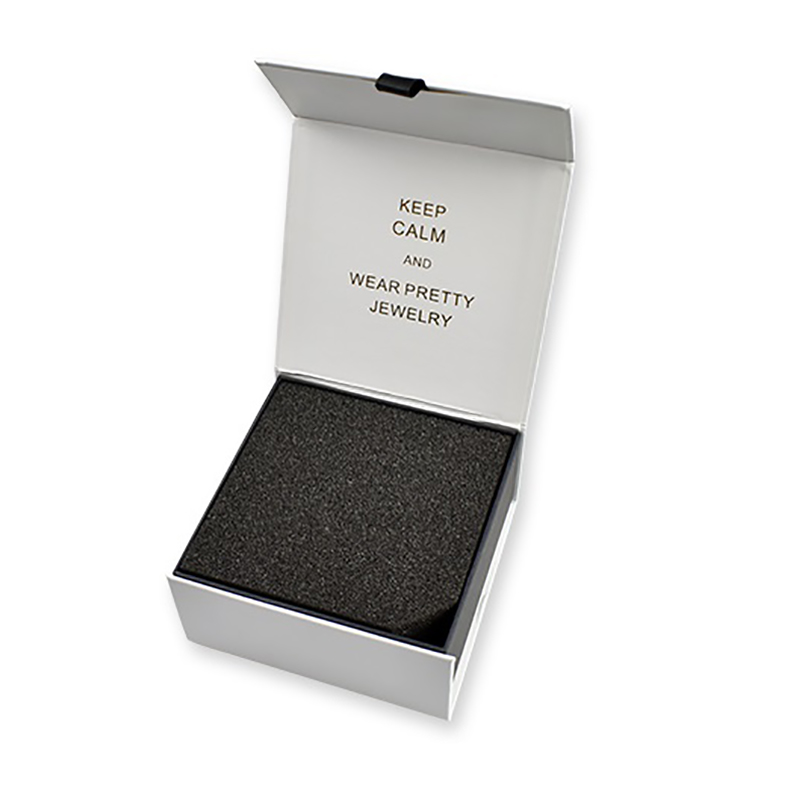 مربع والمجوهرات