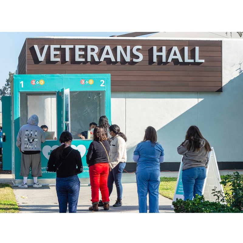 ذكرت الولايات المتحدة أكثر من 283،000 حالة فيروس كوروناف يوم الجمعة