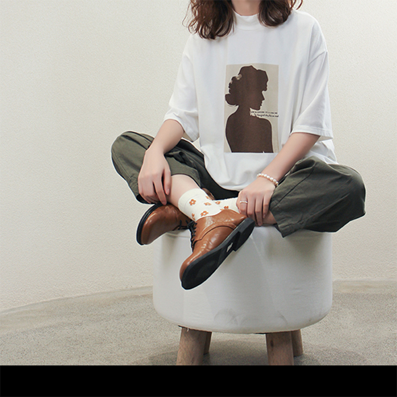 وضعت على الأفضل في هذا القميص، جيد جدا أن لديك أصدقاء!