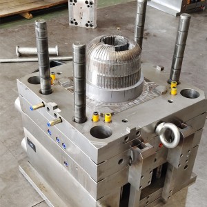 المنتجات البلاستيكية الأجنبية المخصصة للسيارات والأجهزة المنزلية قوالب حقن البلاستيك