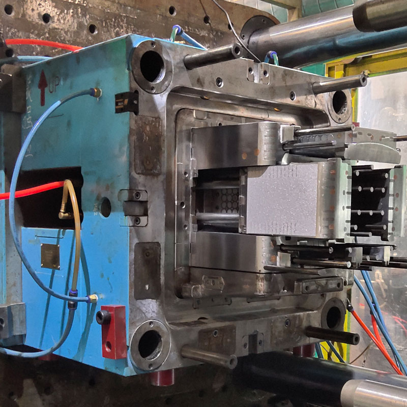 تكليف أكبر مصنع صب حقن شانشي