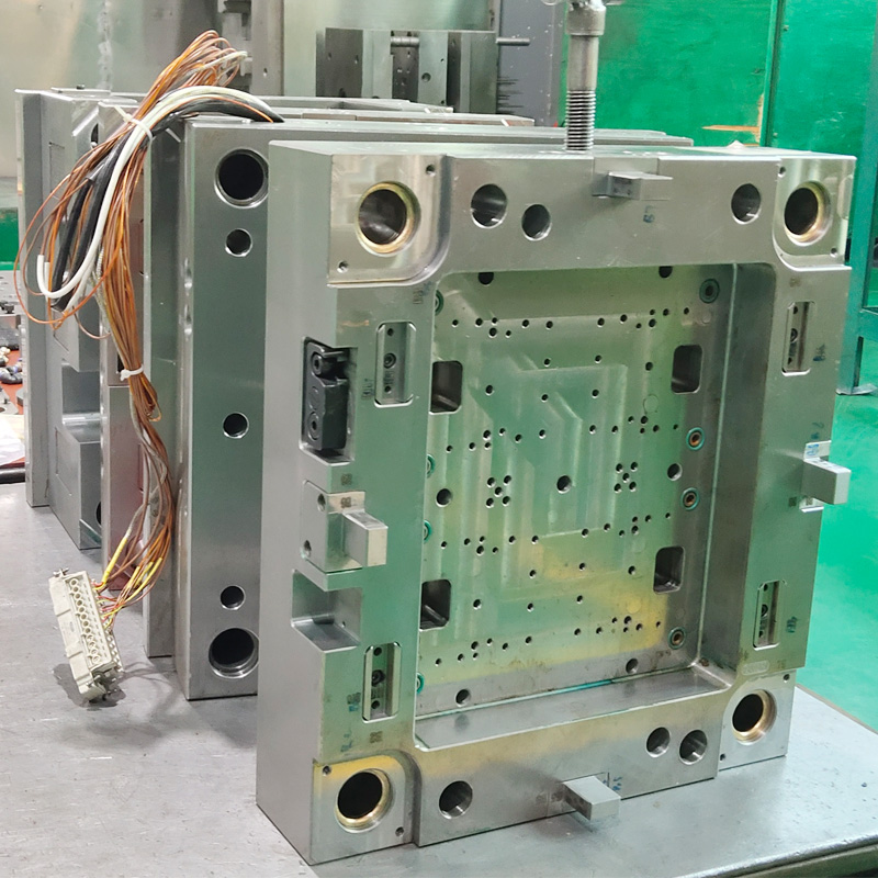 Chuxiong جيادينغ ، ويوننان ، وتعزيز فرص العمل وتخفيف حدة الفقر