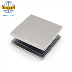 الصيني الصيني الزجاج القابضة مقاطع كروم 2 * 2 بوصة كليب النحاس زجاج الباب المشبك الباب&نافذة مفصلات 8-12mm زجاج الحمام القياسية