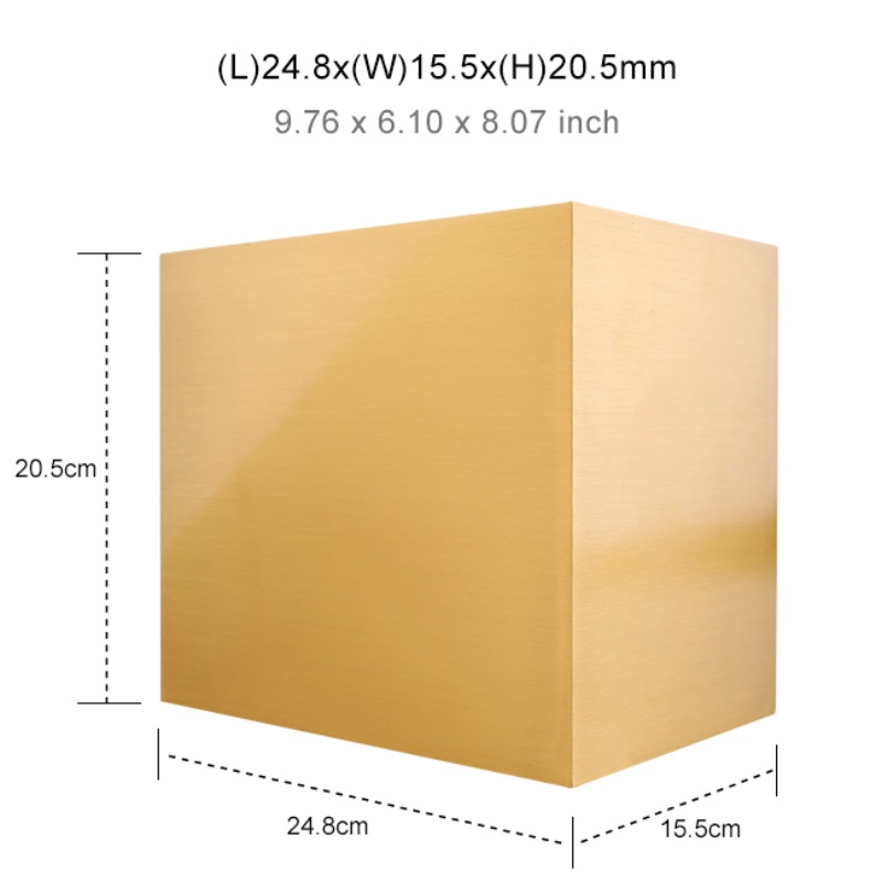 جرة نحاسية مصقولة