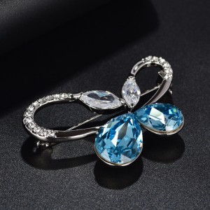 الطبعة الكورية شخصية كريستال بروش