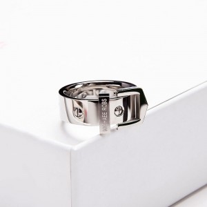 حلقات معدنية الرياح بارد