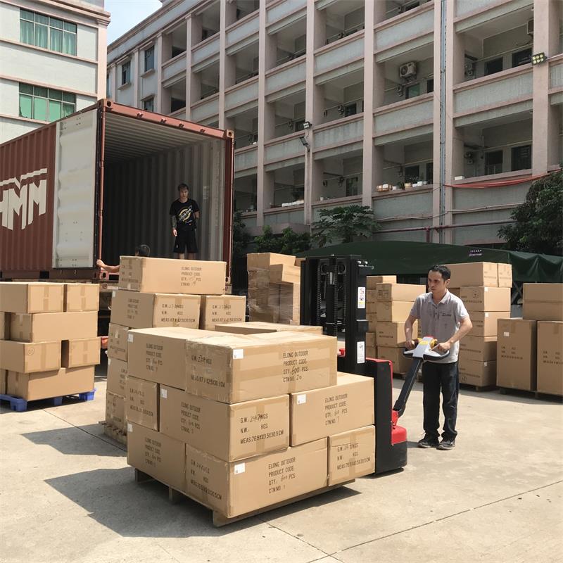 شحنة ايلونج في الهواء الطلق اليومية