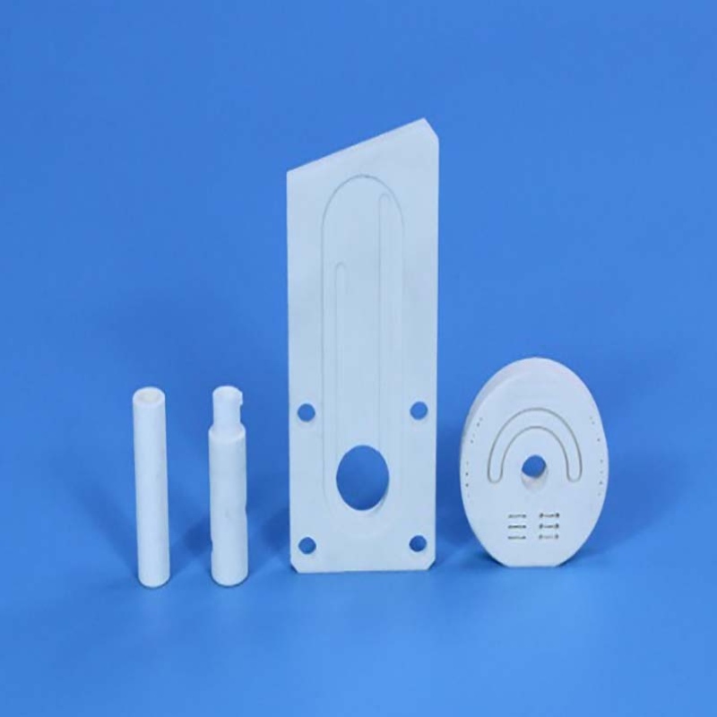 ما هي خصائص الألومينا السيراميك والحيثe؛ هل استخدموا?