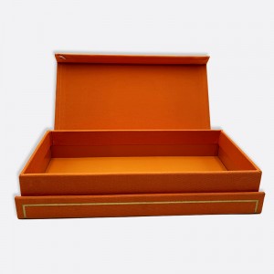 أزياء مربع هدية الراقية