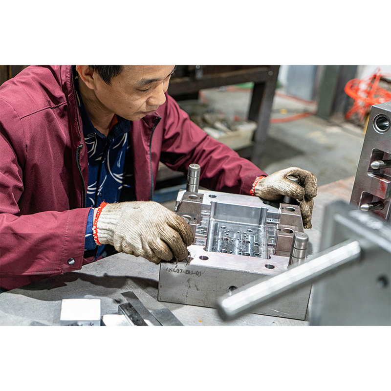 حقن العفن عملية عملية تصنيع الجزء الثاني