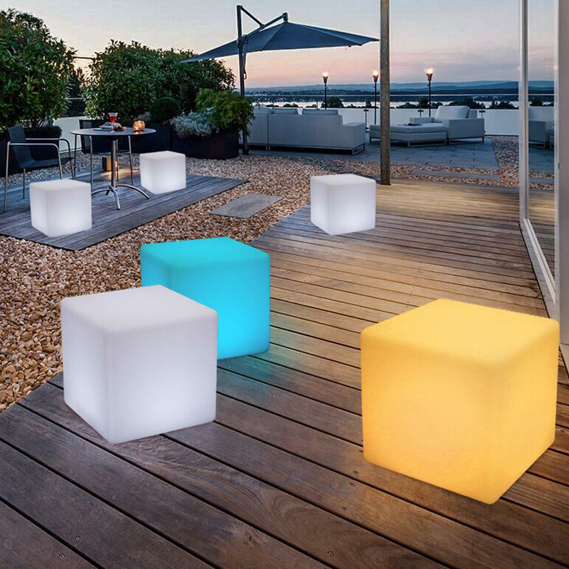 LED LED LUMION CUBE Light Creative Outdoor Outdoor Brackproof Stool KTV Square Chair Bar Bar Concert لتخطيط جو الأحداث