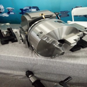 الاتصال العمودي و Horizontai Dial Universal رأسه