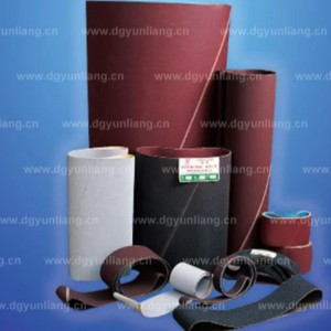 أحزمة رمل واسعة