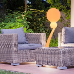 مصابيح المناظر الطبيعية المقاومة للماء لزينة حديقة في الهواء الطلق ، ألوان RGB LED مصابيح دائمة لزينة عيد الميلاد ، التي تعمل بالطاقة