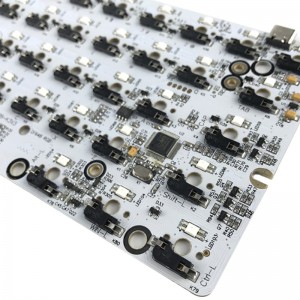 لوحة المفاتيح وغيرها من ثنائي الفينيل متعدد الكلور