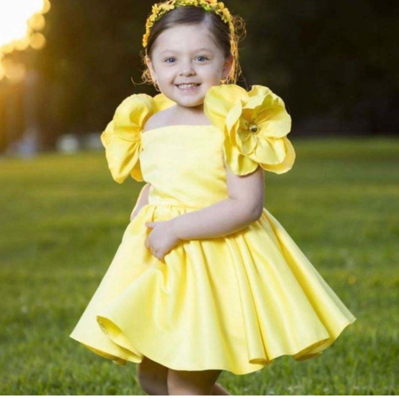 Baige Big Flower Kids Dress Pink Bridal Satin Party Baby Ball Ball Girls \\ 'عيد ميلاد مع القوس على الكتف