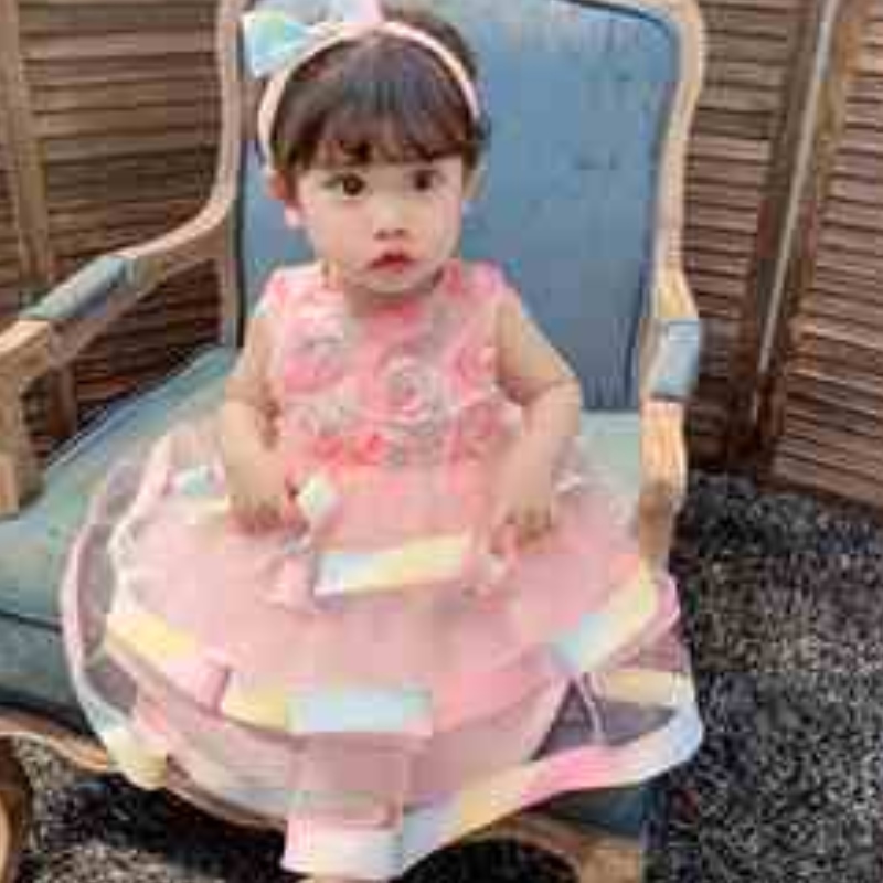 Baige Wholesale Kids Party ارتداء فساتين الرضع توتو تصميم طفلة فستان كعكة فستان عيد ميلاد طبقة
