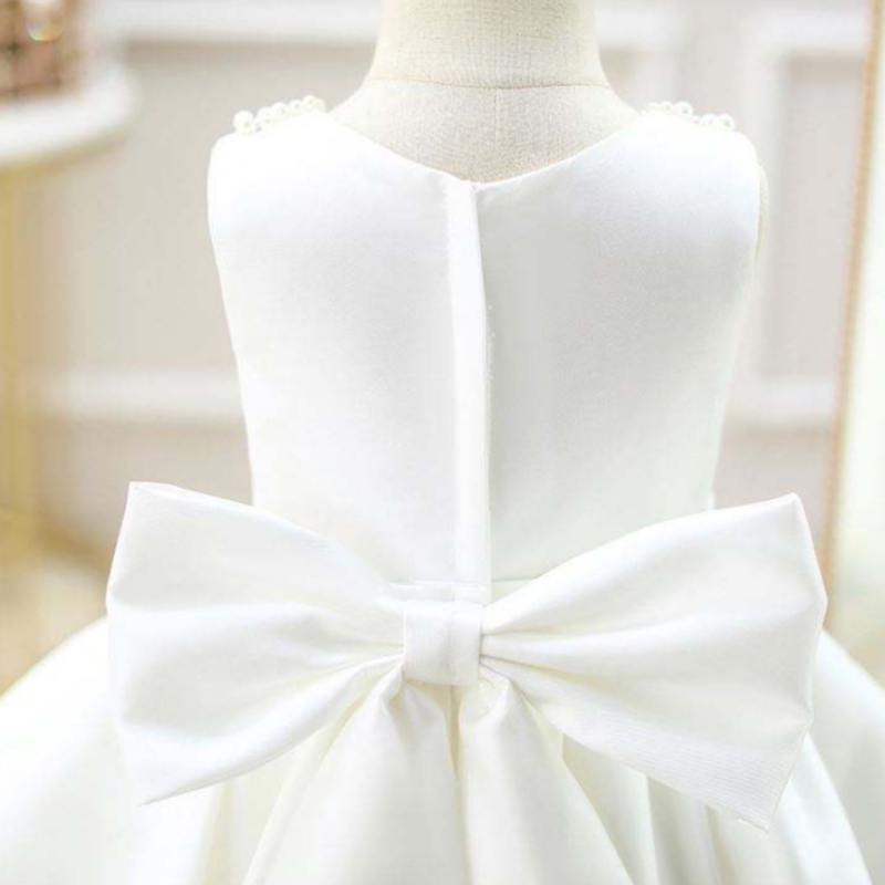 Baige OEM White Slicfiles Kid Clothing Princess Baby Girl Dress with Flower Flower Girl Party Dress DZ004