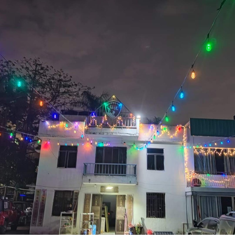 أعلى 9 نصائح لتعليق الأضواء الشمسية