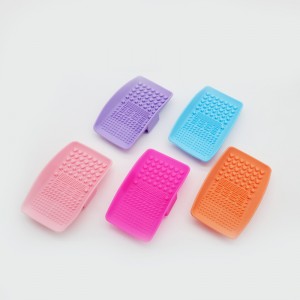 حصيرة تنظيف فرشات مكياج السيليكون ، منظف فرشاة المكياج ، وسادة نظافة فرشاة ماكياج محمولة ، أداة غسل فرشاة مستحضرات التجميل