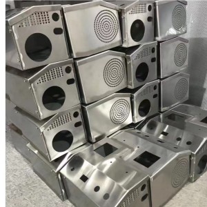 أجزاء الصفائح المعدنية